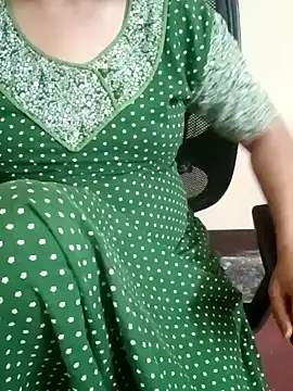 yourtamilcouple online show from February 2025 06:04:01 PM