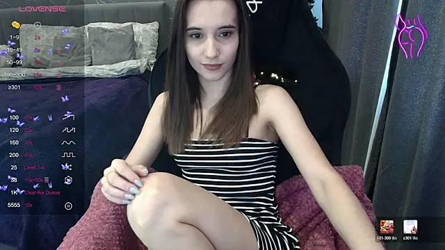 Alice Weiss online show from January 2026 09:35:02 AM