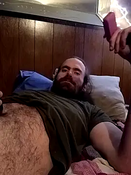 Snapshot of RobStrokes215 chatting on December 2024 07:35:01 AM RobStrokes215 online show from December 2024 07:35:01 AM