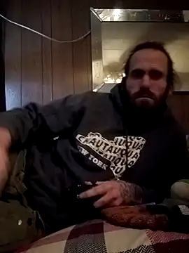 Snapshot of RobStrokes215 chatting on January 2025 04:30:01 PM RobStrokes215 online show from January 2025 04:30:01 PM