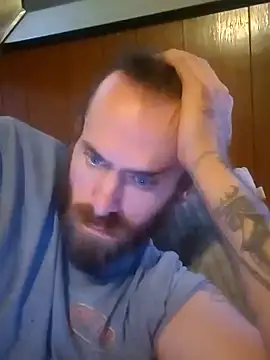 Snapshot of RobStrokes215 chatting on January 2025 03:09:02 AM RobStrokes215 online show from January 2025 03:09:02 AM