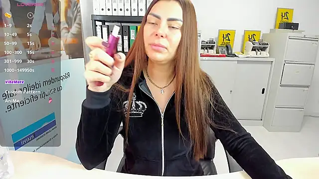 Snapshot of kilenyapatrice chatting on February 2025 11:19:02 AM kilenyapatrice online show from February 2025 11:19:02 AM