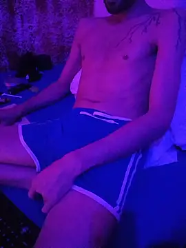 Snapshot of johngil0995 chatting on November 2025 08:24:01 AM johngil0995 online show from November 2025 08:24:01 AM