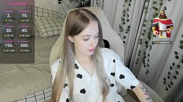 Snapshot of mell_milles chatting on September 2025 03:55:02 PM mell milles online show from September 2025 03:55:02 PM