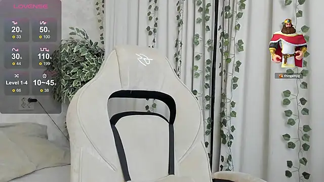 Snapshot of mell_milles chatting on November 2025 02:30:01 PM mell milles online show from November 2025 02:30:01 PM