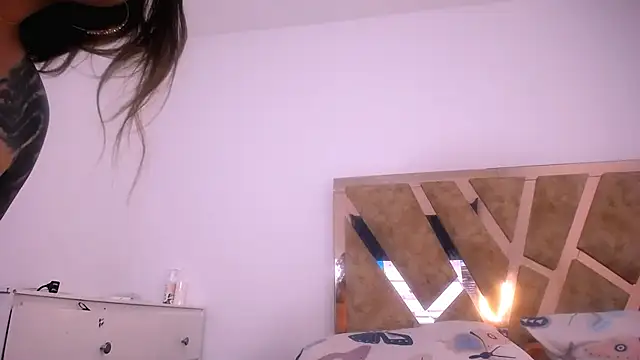 hannamour online show from December 2025 11:54:01 PM