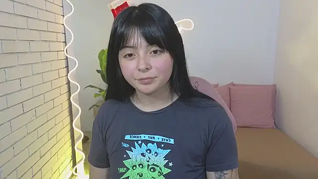 hina tay online show from December 2024 04:38:01 AM