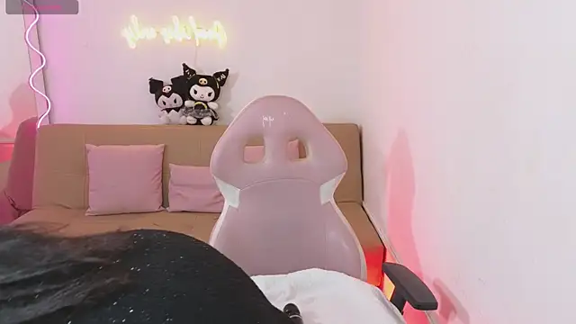 hina tay online show from February 2025 04:36:02 AM