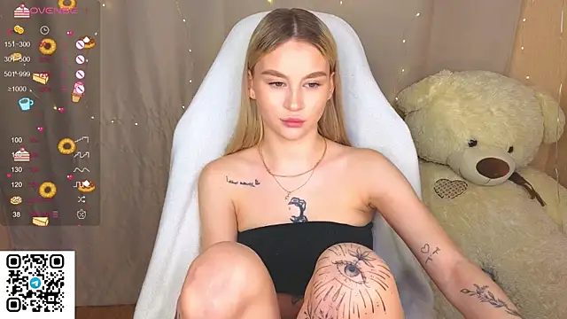 Snapshot of doll_barbieee chatting on October 2025 02:36:01 PM doll barbieee online show from October 2025 02:36:01 PM