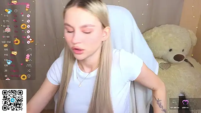 Snapshot of doll_barbieee chatting on October 2025 10:31:01 PM doll barbieee online show from October 2025 10:31:01 PM