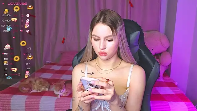 Snapshot of doll_barbieee chatting on January 2026 02:22:02 PM doll barbieee online show from January 2026 02:22:02 PM