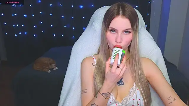 Snapshot of doll_barbieee chatting on February 2026 11:54:01 AM doll barbieee online show from February 2026 11:54:01 AM