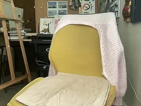 Snapshot of naughtyonbicycle chatting on November 2025 02:44:01 PM naughtyonbicycle online show from November 2025 02:44:01 PM