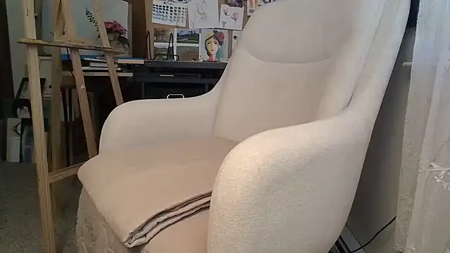 Snapshot of naughtyonbicycle chatting on March 2026 01:05:01 PM naughtyonbicycle online show from March 2026 01:05:01 PM