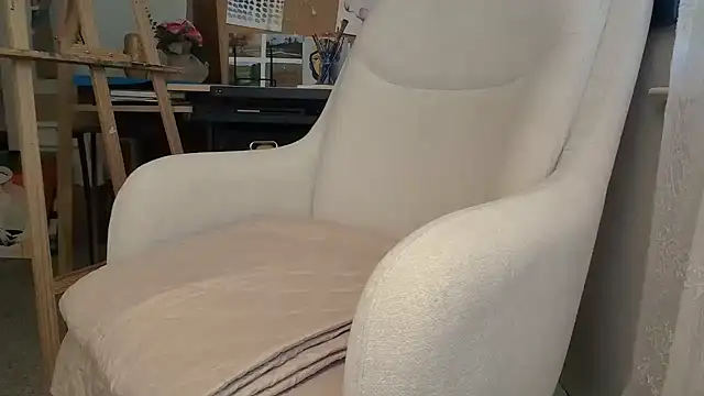 Snapshot of naughtyonbicycle chatting on April 2026 01:22:01 PM naughtyonbicycle online show from April 2026 01:22:01 PM