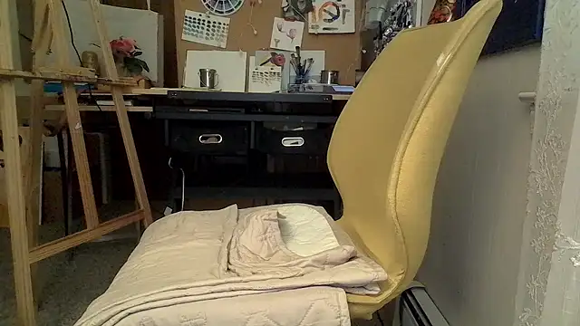 naughtyonbicycle online show from June 2026 02:30:01 PM