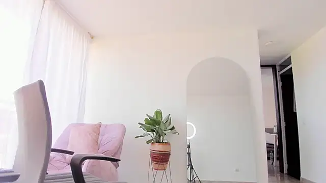 Snapshot of vianca_cruzz chatting on January 2025 07:45:01 PM vianca cruzz online show from January 2025 07:45:01 PM