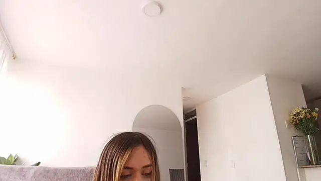 Snapshot of vianca_cruzz chatting on March 2025 02:45:02 PM vianca cruzz online show from March 2025 02:45:02 PM