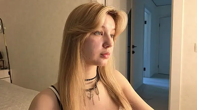 bonnyfloweer online show from June 2026 03:24:02 PM