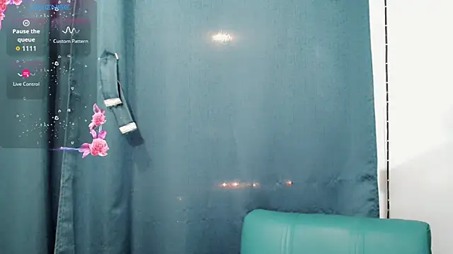 Snapshot of femboykeene chatting on September 2025 02:57:01 AM femboykeene online show from September 2025 02:57:01 AM