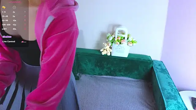 Snapshot of jenny_bunny_ chatting on February 2025 02:30:01 AM jenny bunny online show from February 2025 02:30:01 AM