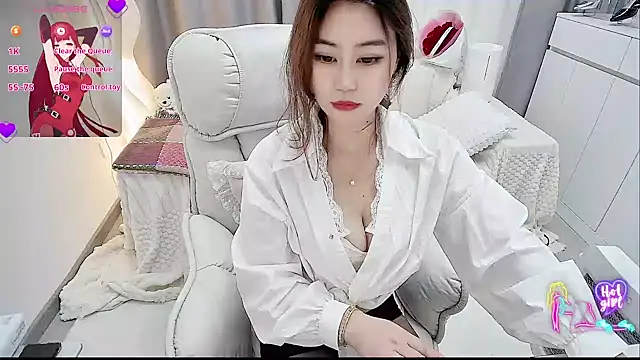 Feifei-cn online show from March 2026 01:42:02 AM