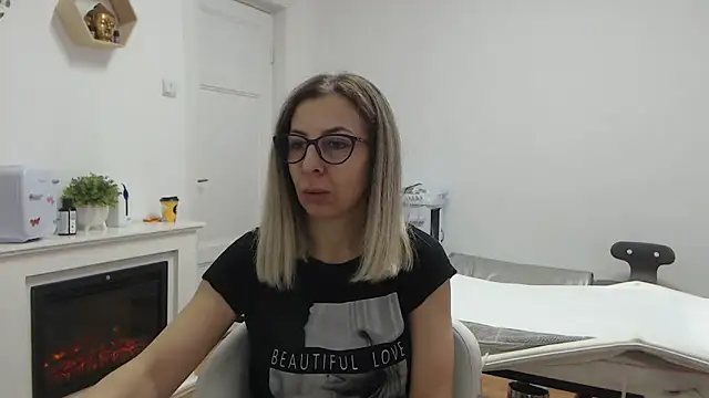 SukyGirl online show from December 2024 09:09:02 AM