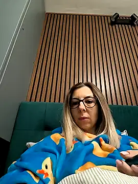 SukyGirl online show from January 2025 12:31:02 PM