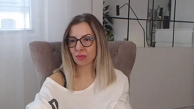 SukyGirl online show from January 2025 12:17:01 PM