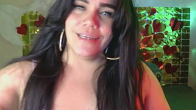 Snapshot of blue_angel33 chatting on February 2025 05:17:02 PM blue angel33 online show from February 2025 05:17:02 PM