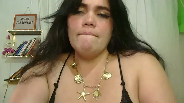 Snapshot of blue_angel33 chatting on July 2026 01:59:02 AM blue angel33 online show from July 2026 01:59:02 AM