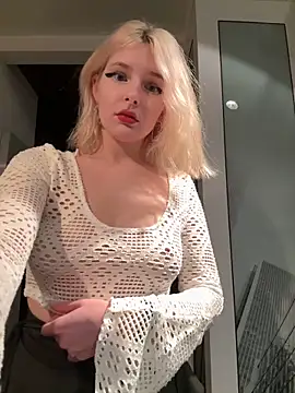 Snapshot of XMelissaX chatting on November 2025 08:22:01 PM XMelissaX online show from November 2025 08:22:01 PM