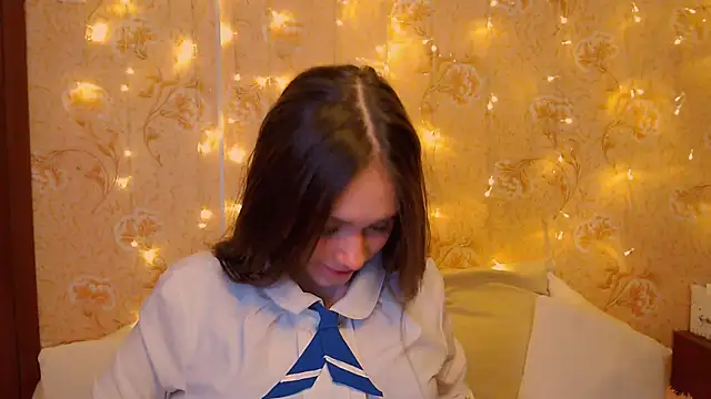 Snapshot of fluffy_kitty_ chatting on January 2026 11:54:01 PM fluffy kitty online show from January 2026 11:54:01 PM