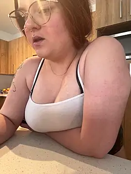 Sweetleeahxx online show from March 2025 12:56:01 PM