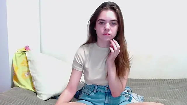 Snapshot of SallyMkn chatting on December 2024 10:34:01 AM SallyMkn online show from December 2024 10:34:01 AM