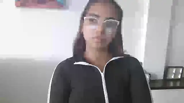 Miapeyton online show from June 2026 07:26:01 PM