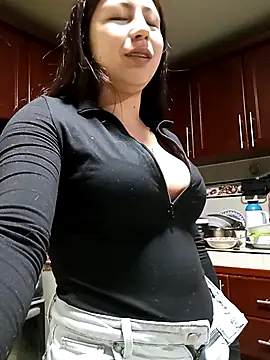 Snapshot of Sara_Brownx chatting on October 2025 01:03:02 AM Sara Brownx online show from October 2025 01:03:02 AM