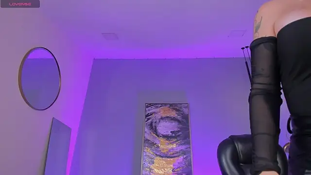 GiaFerrara online show from April 2026 07:20:02 PM