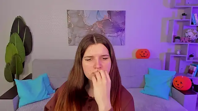 BonneyLove online show from November 2025 07:37:01 PM