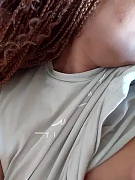 Snapshot of curvybigassqueen chatting on February 2026 09:19:02 AM curvybigassqueen online show from February 2026 09:19:02 AM