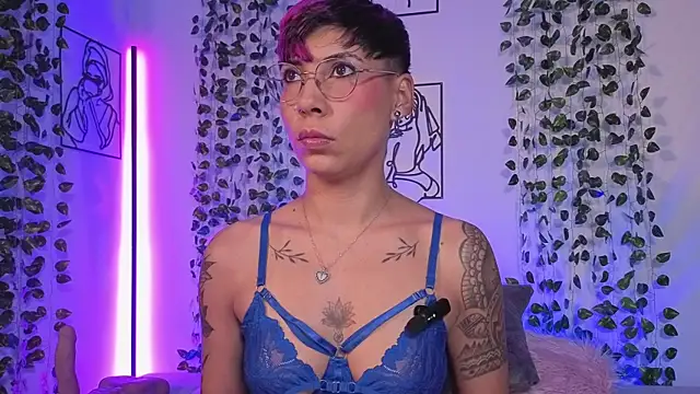 MiaMorgan  online show from May 2026 02:25:01 PM