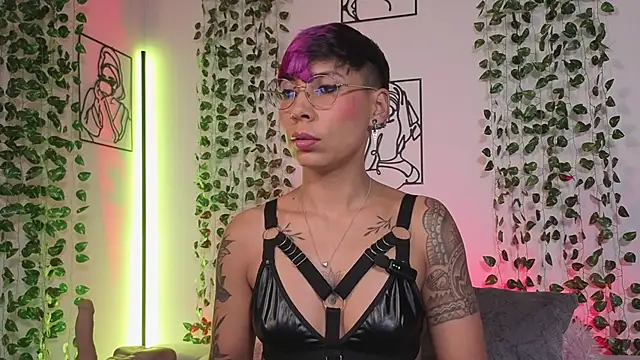 MiaMorgan  online show from May 2026 02:14:02 PM
