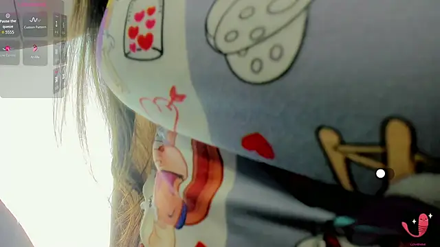 Snapshot of samy__milf chatting on March 2026 07:42:01 PM samy milf online show from March 2026 07:42:01 PM