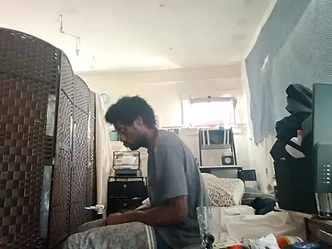 Snapshot of DevinToore chatting on November 2025 07:35:01 PM DevinToore online show from November 2025 07:35:01 PM