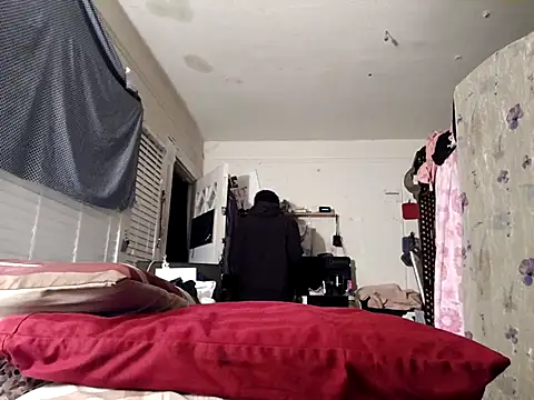 Snapshot of DevinToore chatting on November 2025 02:28:02 AM DevinToore online show from November 2025 02:28:02 AM