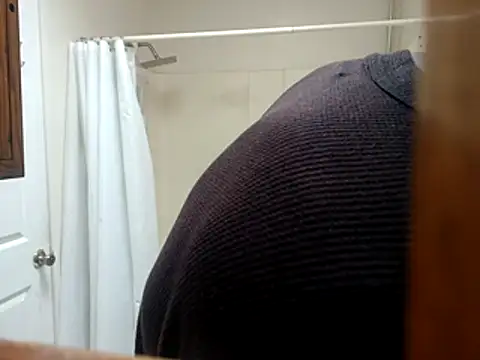 Snapshot of DevinToore chatting on November 2025 09:03:01 PM DevinToore online show from November 2025 09:03:01 PM