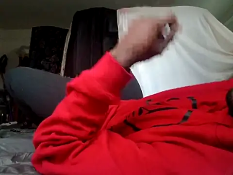 Snapshot of DevinToore chatting on December 2025 04:58:02 PM DevinToore online show from December 2025 04:58:02 PM