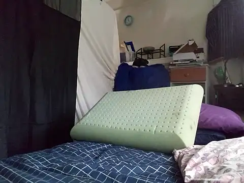 Snapshot of DevinToore chatting on March 2026 06:36:01 PM DevinToore online show from March 2026 06:36:01 PM