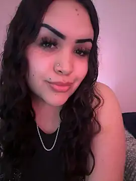 iTrapXXXBACKUP online show from March 2025 09:21:01 PM