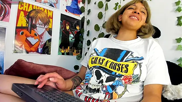 miku katsuragi online show from January 2025 05:59:01 AM